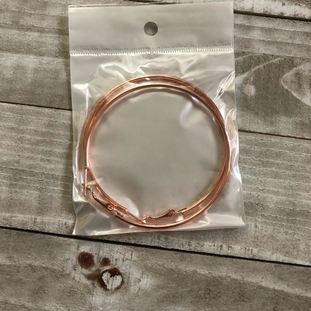🖤Bundle 3 for $15🖤 Rose gold-tone hoop earrings